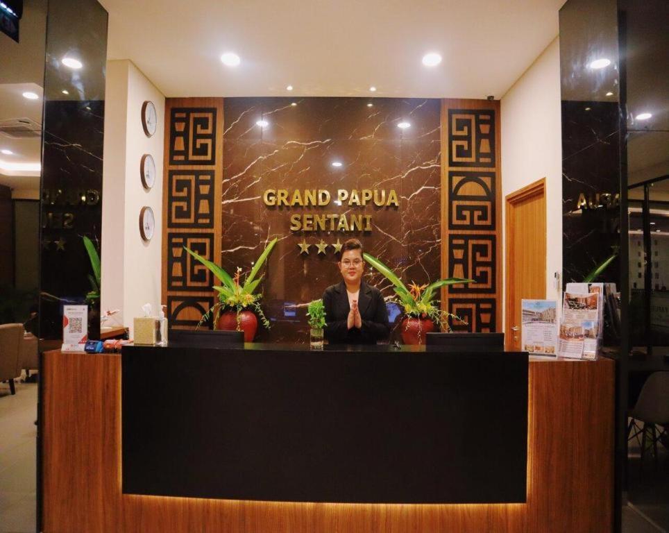 Grand Papua Hotel Sentani WEST PAPUA Bagian luar foto
