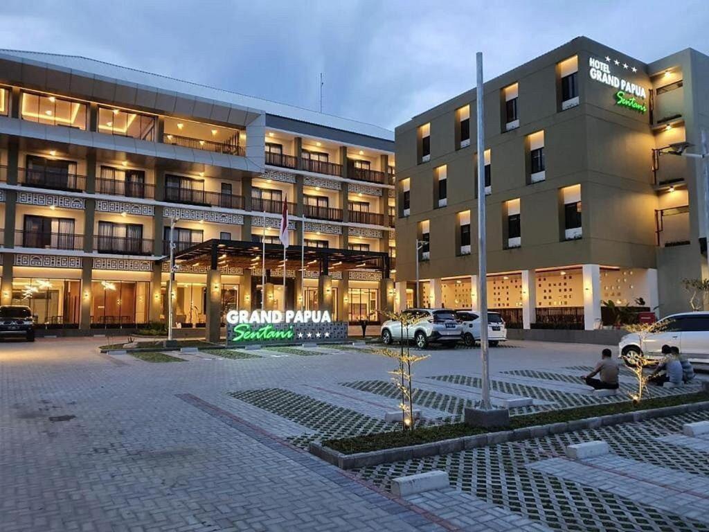 Grand Papua Hotel Sentani WEST PAPUA Bagian luar foto